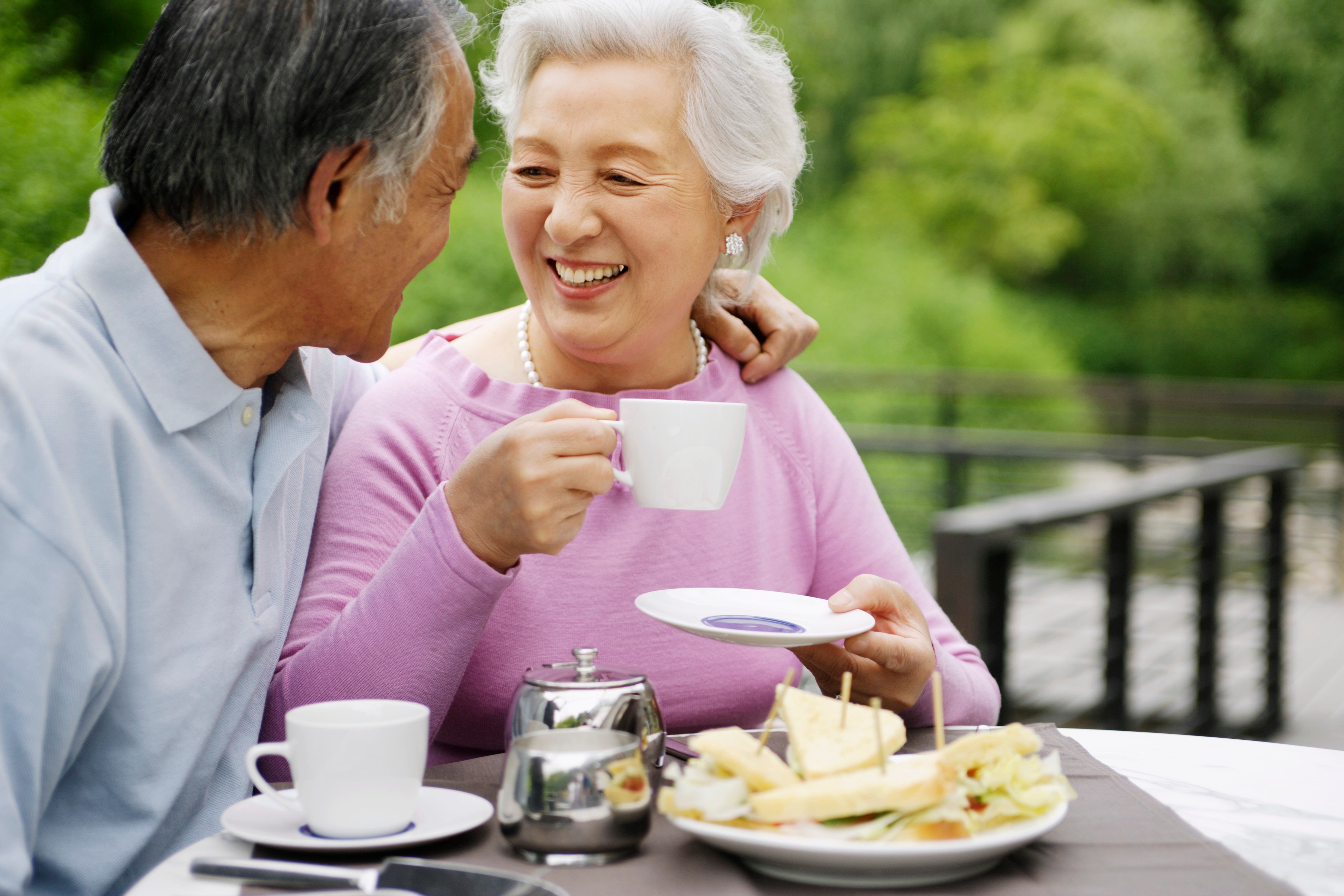 couple having tea